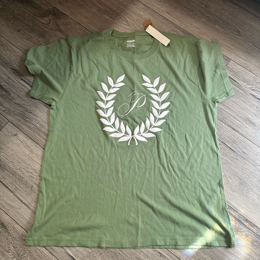 Victoria secret / PINK t-shirt